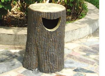 公园水泥仿木垃圾桶