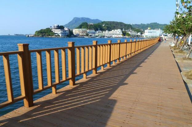  订购仿木栏杆产品